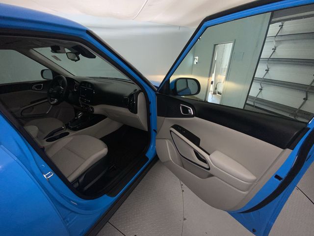 Used 2023 Blue Kia EX image 25