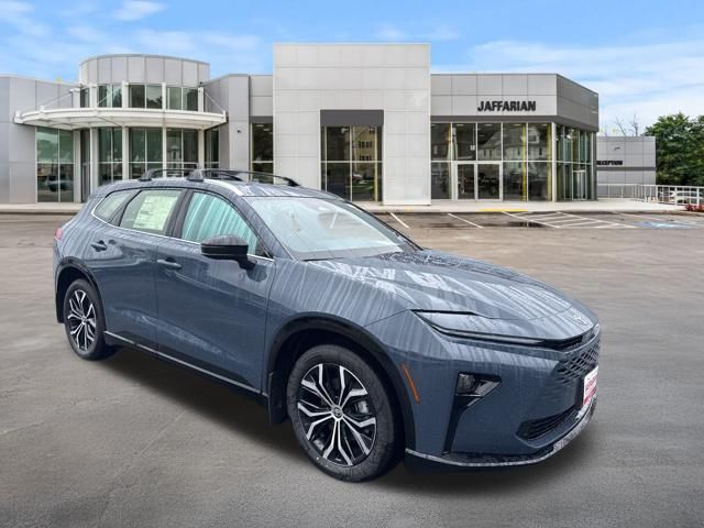 View vehicle photo 2