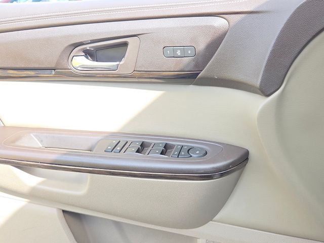 Used 2016 Black GMC Denali image 26