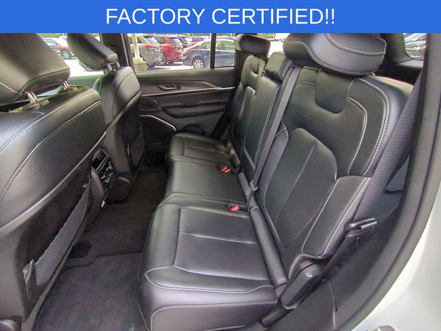 Used 2024 White Jeep 4xe image 32