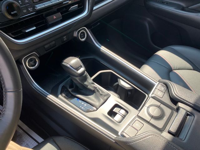Used 2025 Toyota Grand Highlander Hybrid SUV