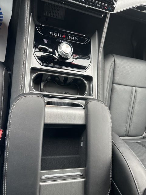2026 Jeep Grand Wagoneer Limited Altitude - Fathom Blue Pearlcoat exterior view 18