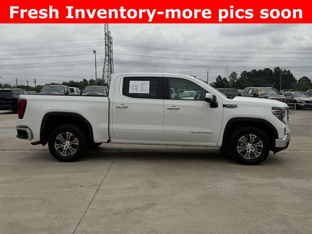 2025 GMC Sierra 1500 SLT - 2