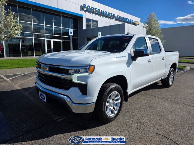 Summit White 2025 Chevrolet Silverado 1500 Pickup Truck Four-Wheel Drive Automatic