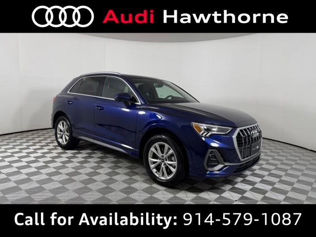 Navarra Blue Metallic 2022 Audi Q3 SUV / Crossover All-Wheel Drive 8-Speed Automatic