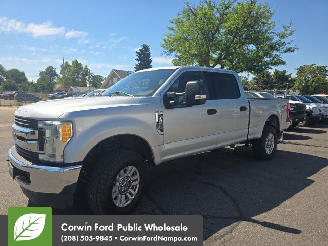 2017 Ford F-250 Super Duty XLT Crew Cab 4WD