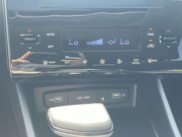 Used 2022 Blue Hyundai SEL image 28