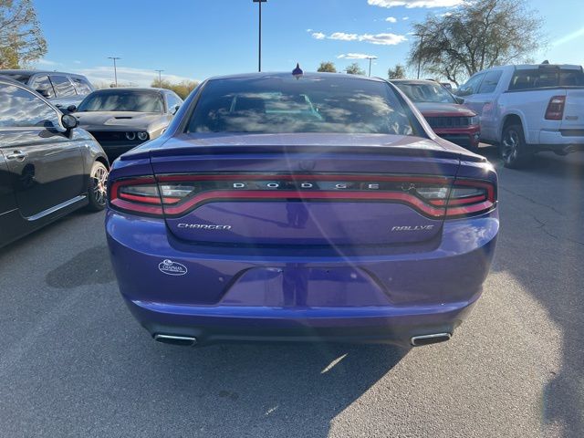 2016 Dodge Charger SXT 4