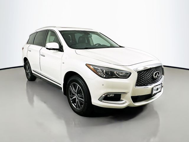 2018 INFINITI QX60 Base 3