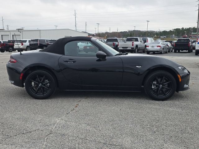 2024 Mazda MX-5 Miata Sport:C02478A