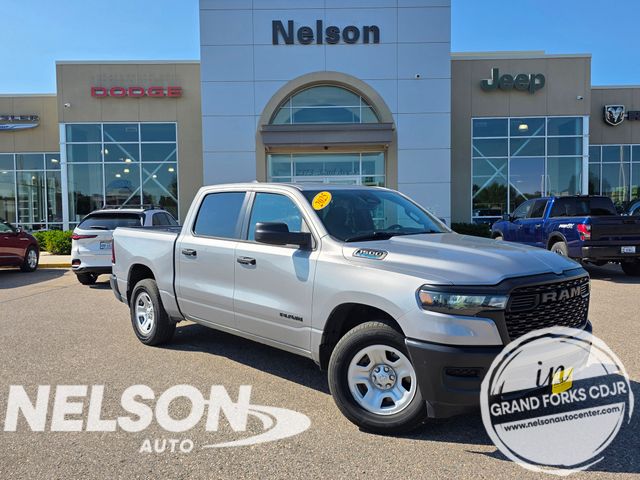 Billet Silver Metallic Clearcoat 2025 RAM 1500 Pickup Truck Four-Wheel Drive 8-Speed Automatic