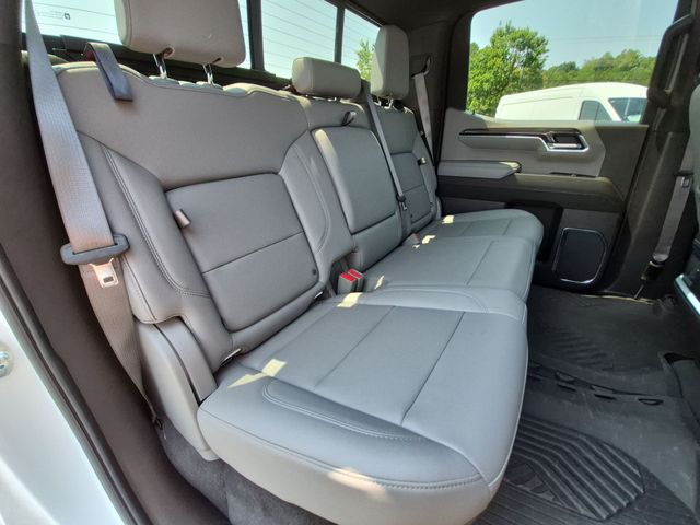 Used 2024 White Chevrolet LTZ image 33