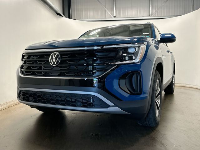 2026 Volkswagen Atlas Cross Sport 2.0T SE Blue at Grove City Ford