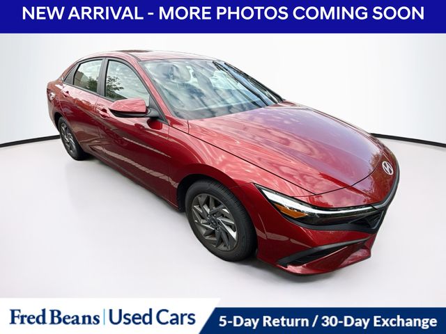 Ultimate Red 2024 Hyundai Elantra Sedan Front-Wheel Drive Continuously Variable Transmission