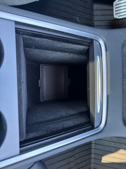 Used 2022 White Tesla Performance image 27
