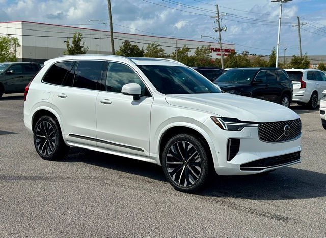 2026 Volvo XC90 Plug-In Hybrid T8 Plus