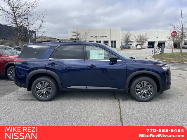 View vehicle photo 2