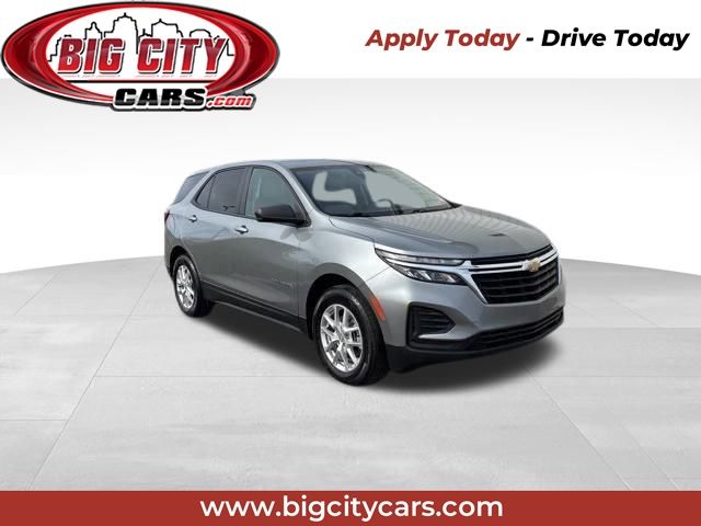 2023 Chevrolet Equinox LS photo