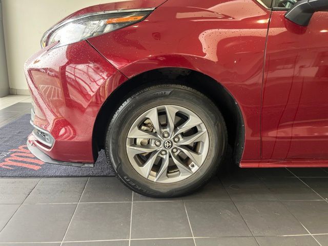 2021 Toyota Sienna LE Red at Community Toyota