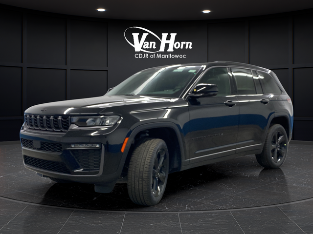 New 2026 Diamond Black Crystal Pearlcoat Jeep Limited image 3