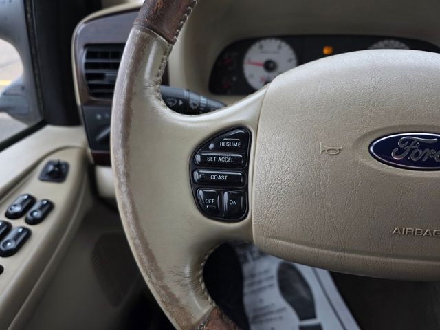 2005 Ford F-350 LARIAT