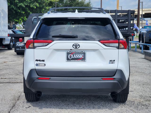 2025 Toyota RAV4 Hybrid XLE - 5