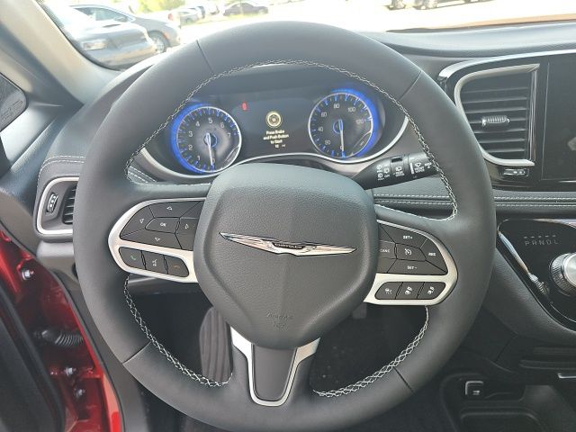 2026 Chrysler Pacifica Select - Pr6 exterior view 14