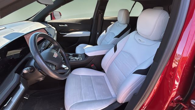 Used 2024 Red Cadillac Sport image 19