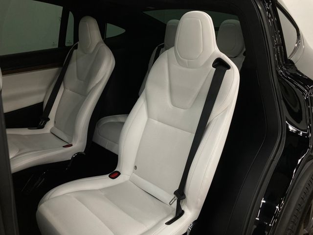 2023 Tesla Model X Standard Range