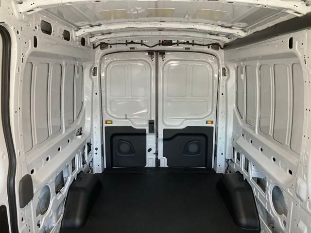 2025 Ford Transit 250