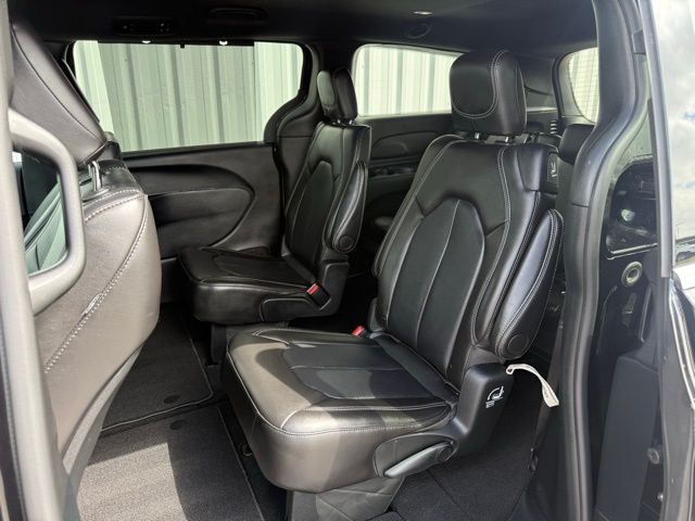 used 2026 Chrysler Pacifica car, priced at $34,996