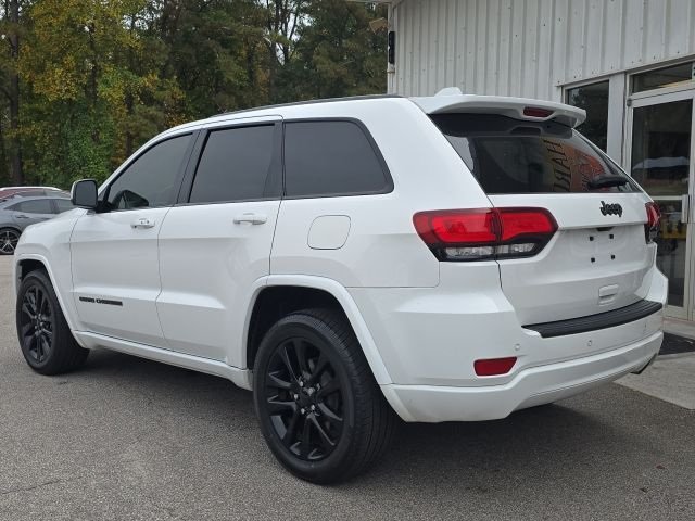 2020 Jeep Grand Cherokee Altitude:44916B