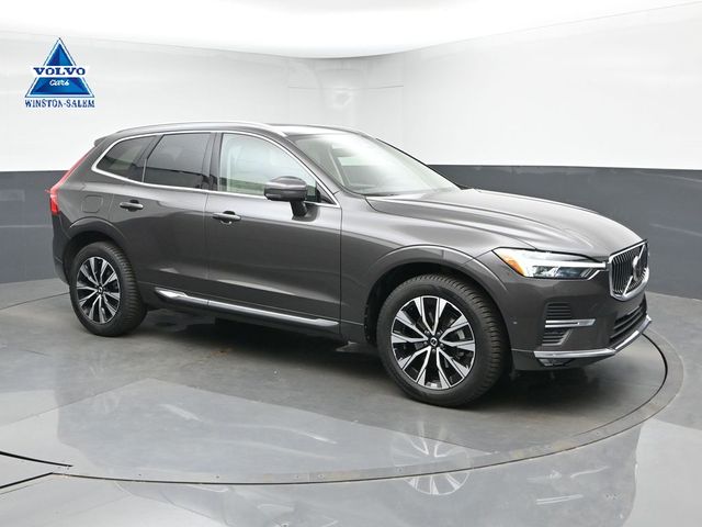 Platinum Gray Metallic 2023 Volvo XC60 SUV / Crossover All-Wheel Drive Automatic