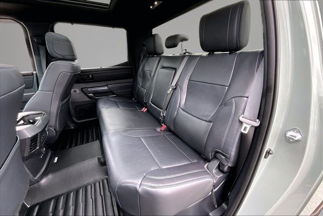 2025 Toyota Tundra Platinum - Photo 18
