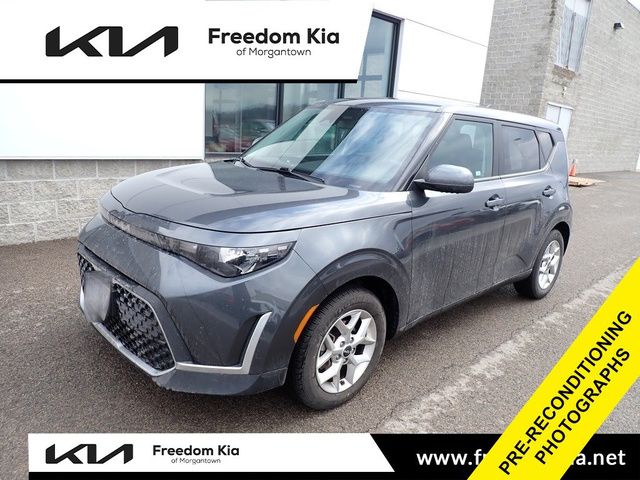 2023 Kia Soul LX FWD