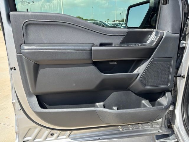 Used 2024 Silver Ford XLT image 9