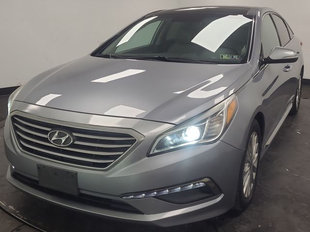 2015 – Hyundai – Sonata