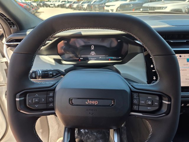 New 2026 White/off-white Jeep Limited image 30