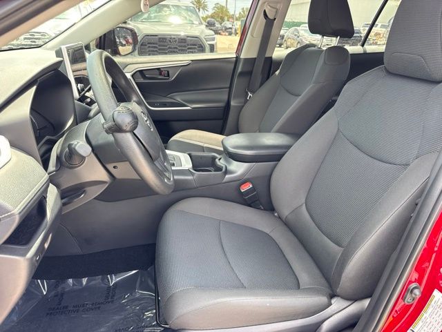 2025 Toyota RAV4 LE - Photo 11