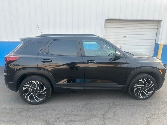 Mosaic Black Metallic 2025 Chevrolet Trailblazer SUV / Crossover Four-Wheel Drive 9-Speed Automatic