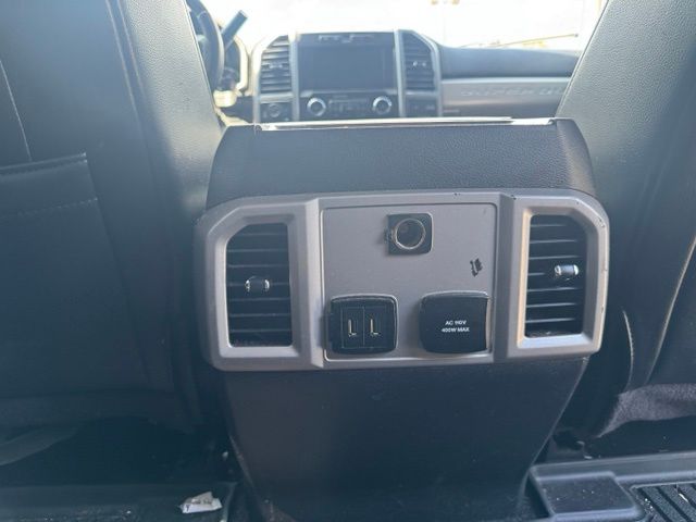 Used 2019 Silver Ford Lariat image 14