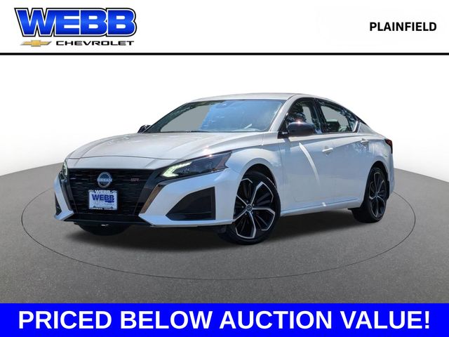 Pearl White Tricoat 2024 Nissan Altima Sedan All-Wheel Drive Continuously Variable Transmission