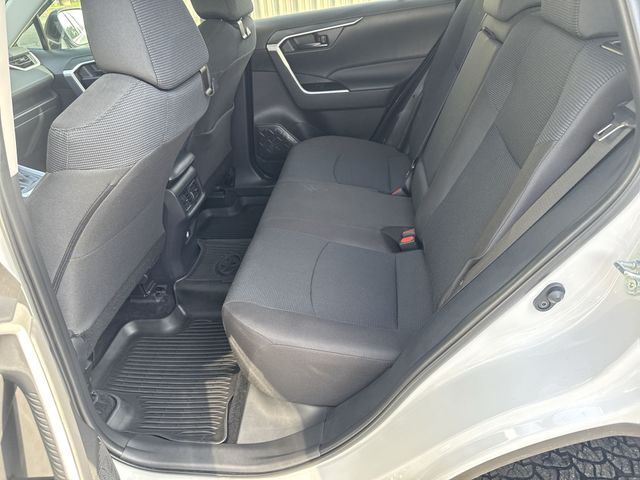 Used 2025 White Toyota LE image 14