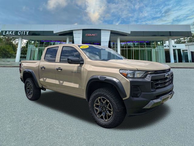 Sand Dune Metallic 2023 Chevrolet Colorado Pickup Truck Four-Wheel Drive 8-Speed Automatic