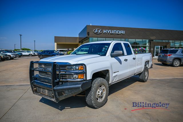 Summit White 2018 Chevrolet Silverado 2500HD Pickup Truck Four-Wheel Drive 6-Speed Automatic Overdrive