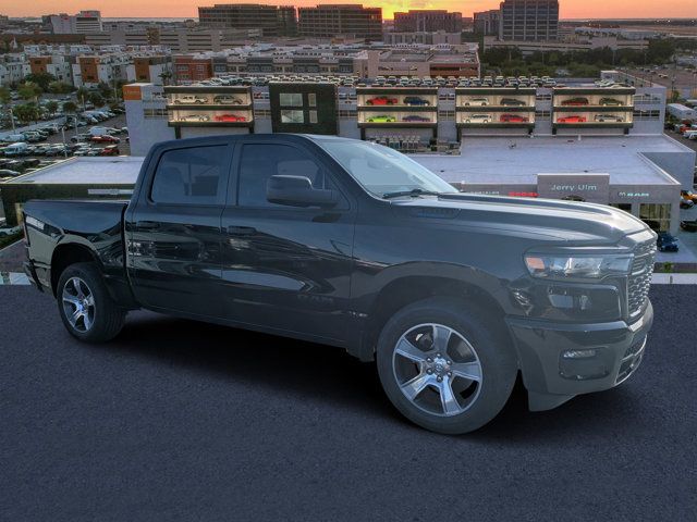 Diamond Black Crystal Pearlcoat 2025 RAM 1500 Tradesman Crew Cab 4WD Pickup Truck Four-Wheel Drive 8-Speed Automatic