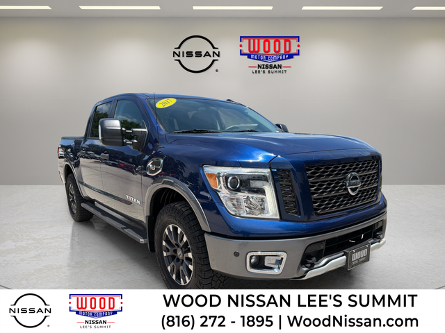 Deep Blue Pearl 2017 Nissan Titan Pickup Truck Four-Wheel Drive 7-Speed Automatic