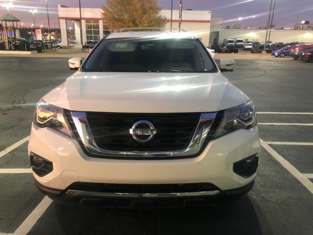 2017 Nissan Pathfinder SL 3