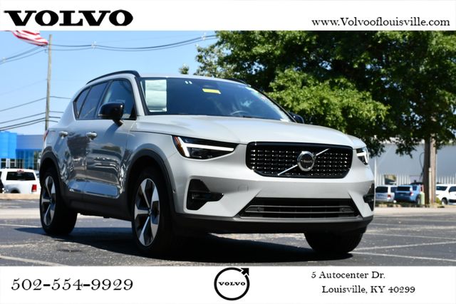 2026 Volvo XC40 B5 Plus AWD
