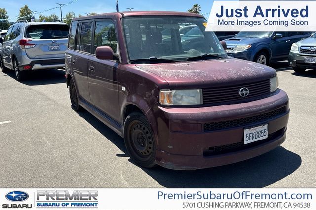 2004 Scion xB 4AT's photo